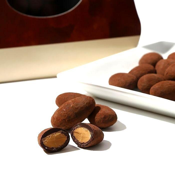 神戸プレミアム アーモンド チョコレート ココア 神戸紅茶付 チョコ ギフト インスタ映え 人気 おしゃれ 可愛い ショコラ Pid C8702 おみやげスイーツギフトシーブランド神戸 Y 通販 Yahoo ショッピング