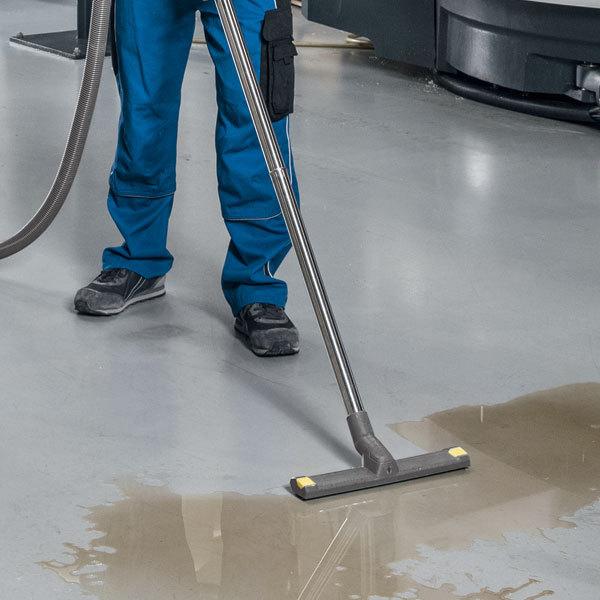 KARCHER Professional 掃除機 手押し式洗浄機 業務用 | ケルヒャー