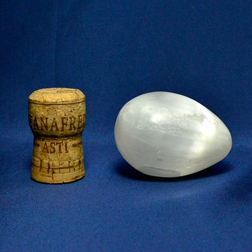 セレナイト エッグシェイプ 卵型 台付き 前後 置物 置き物パワーストーン 天然石 メール便不可 |  | 02