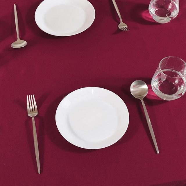 高級テーブルクロス　ドバイ 高級テーブルクロス ドバイ