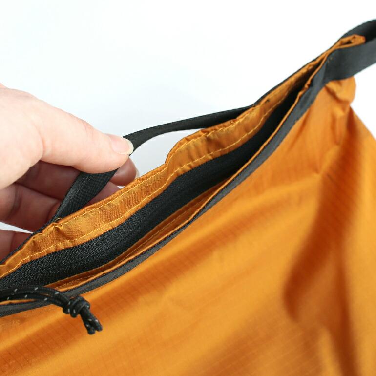 ポーチ トラベル 旅行 洗面 耐水 ナイロンイギリス cabin zero キャビンゼロ ULTRALIGHT WASH POUCH 3.5L ABSOLUTE BLACK ブラック | cabin zero | 08