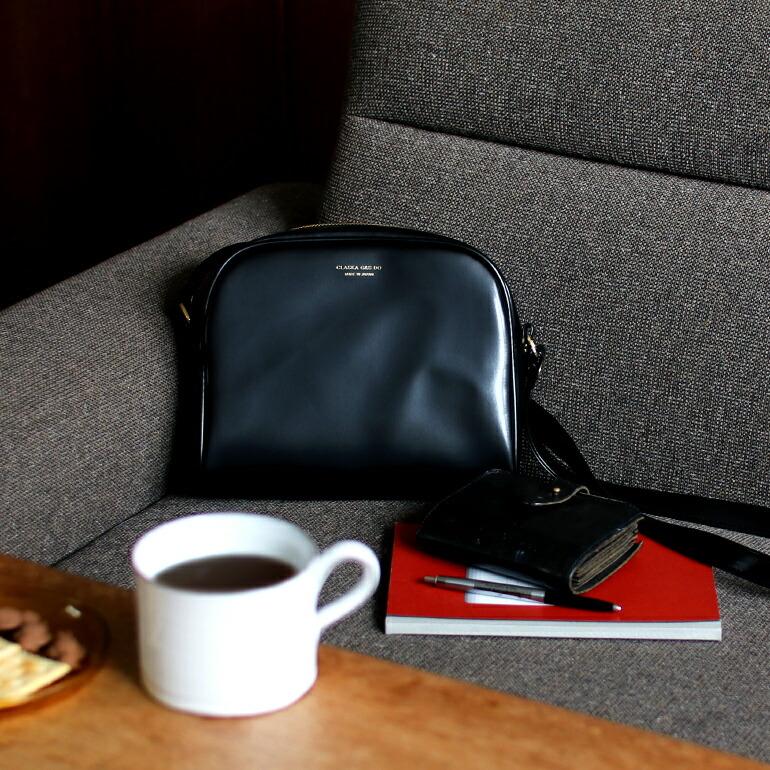 ショルダーバッグ レディース CLASKA クラスカ ブラック シンプル シック 箔押し BANK ショルダーバッグ アーチ | CLASKA Gallery & Shop ”DO” | 08