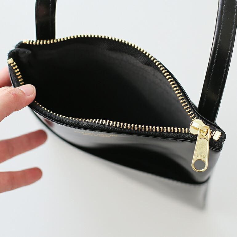 ショルダーバッグ ポシェット マチなし レディース 革 合皮 合成皮革 シンプル ブラック コンパクト クラスカ CLASKA | CLASKA Gallery & Shop ”DO” | 02