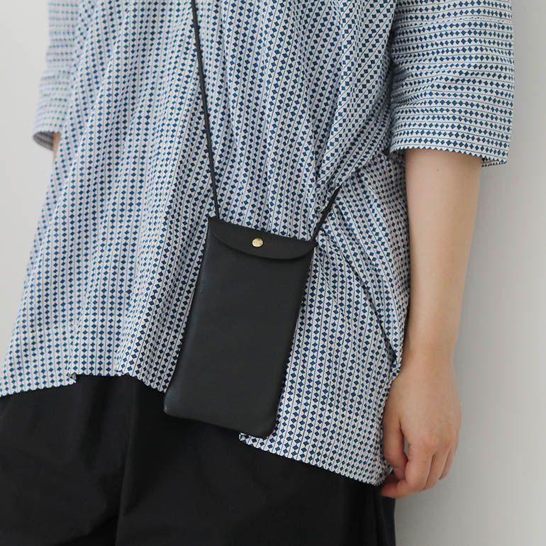 スマホポシェット スマホケース ポシェット モバイルホルダー ポーチ ブラック 山羊 革 斜め掛け クラスカ CLASKA MOBILE HOLDER | CLASKA Gallery & Shop ”DO” | 11