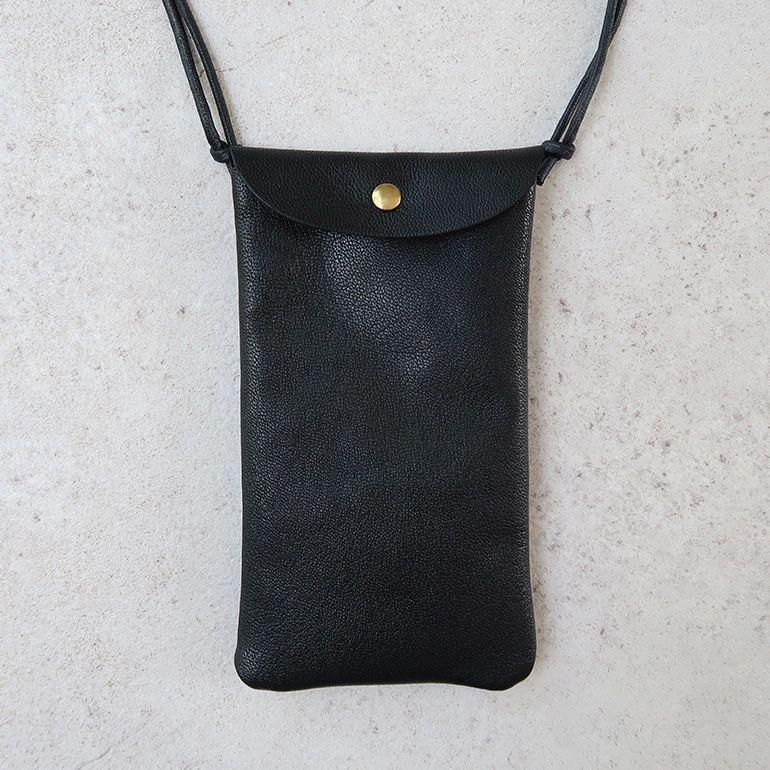 スマホポシェット スマホケース ポシェット モバイルホルダー ポーチ ブラック 山羊 革 斜め掛け クラスカ CLASKA MOBILE HOLDER | CLASKA Gallery & Shop ”DO” | 02