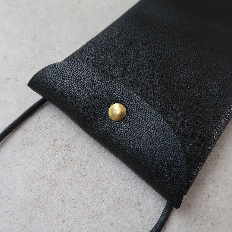 スマホポシェット スマホケース ポシェット モバイルホルダー ポーチ ブラック 山羊 革 斜め掛け クラスカ CLASKA MOBILE HOLDER | CLASKA Gallery & Shop ”DO” | 03