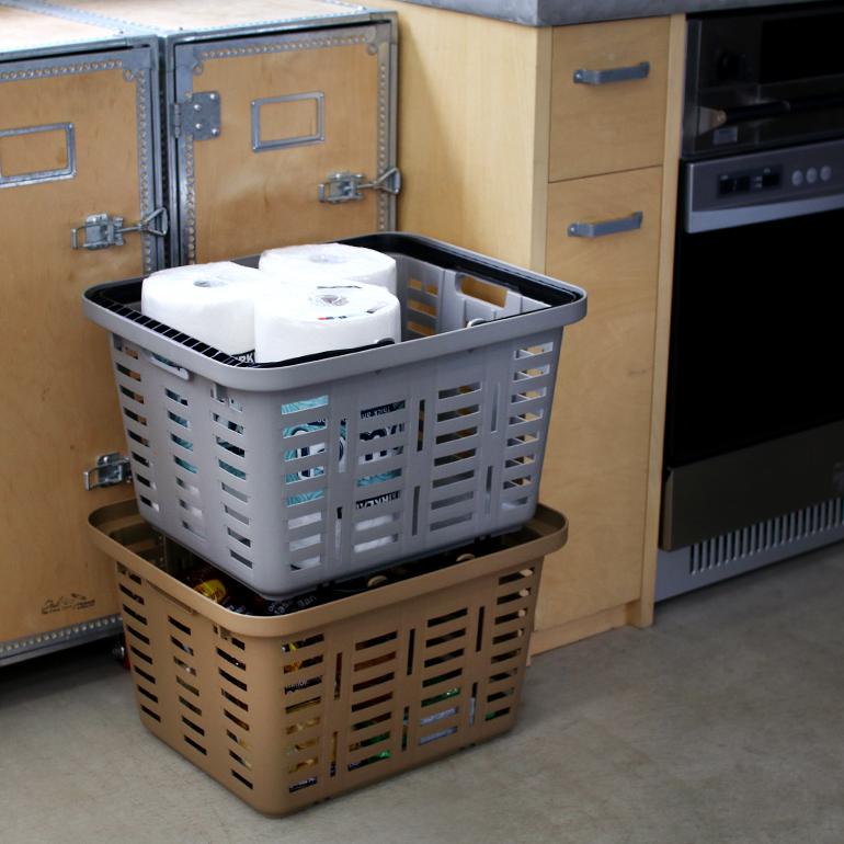 さえら　ヒスクローネ　特大カゴ さえら【ヒスクローネ】レースをかぶせたお洒落で上品なかご