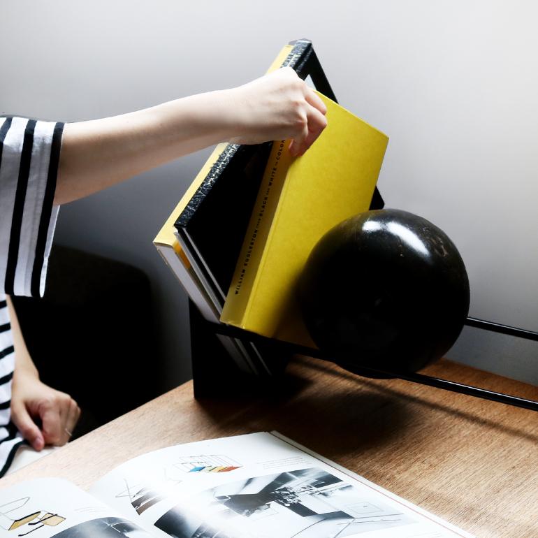 ブックエンド レコードスタンド オブジェ おしゃれ インダストリアル HERE ヒア Slope Book End | DETAIL | 10