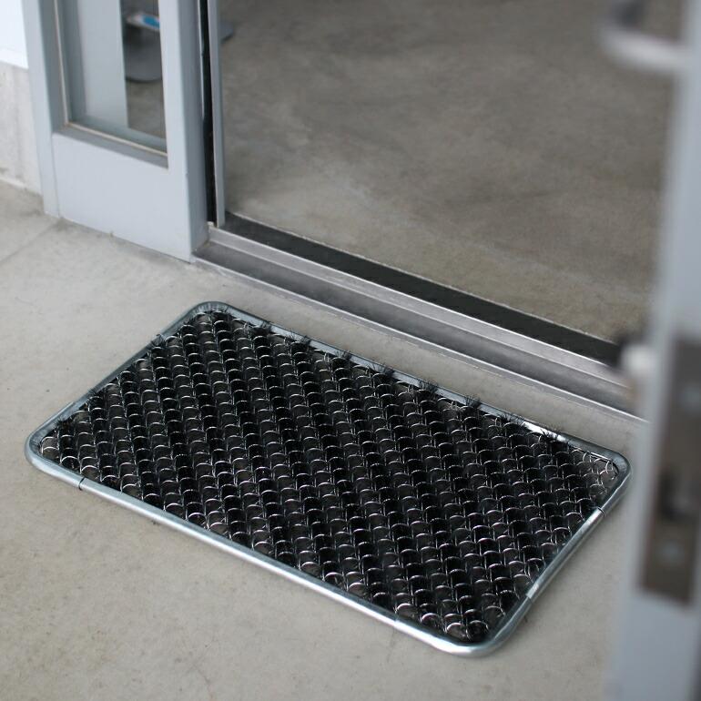 ドアマット ブラシ スチール 屋外 玄関 ガレージ おしゃれ ポストジェネラル POST GENERAL 60 | POST GENERAL | 02