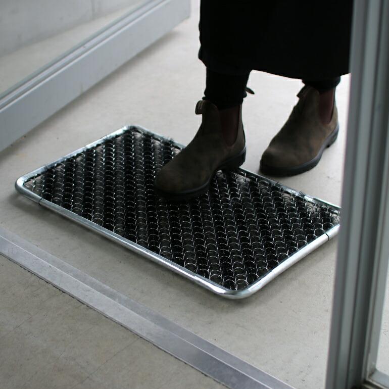 ドアマット ブラシ スチール 屋外 玄関 ガレージ おしゃれ ポストジェネラル POST GENERAL 60 | POST GENERAL | 03