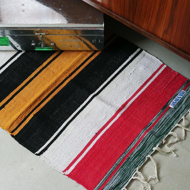ラグ  おしゃれ 玄関マット バスマット リサイクル素材 フリンジ カラフル PUEBCO プエブコ SURPLUS YARN RUG  0.6 x 0.9 ヤーン ラグ | PUEBCO | 03