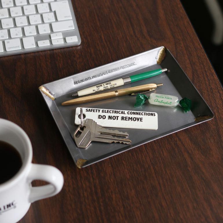 トレイ 収納 おしゃれ スチール PUEBCO プエブコ アクセサリー メガネ 鍵 マネートレイ RECYCLE STEEL TRAY | PUEBCO | 01