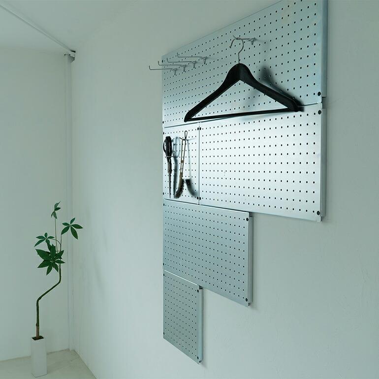 ペグボード パンチングボード 有孔ボード アイアン 鉄 シンプル