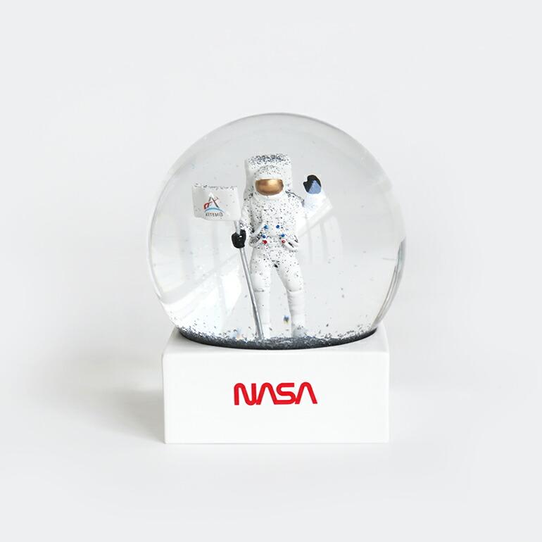 スノードーム 宇宙 宇宙飛行士 NASA アルテミス計画 オブジェ ギフト DETAIL  ディテール Snow Globe | DETAIL | 03