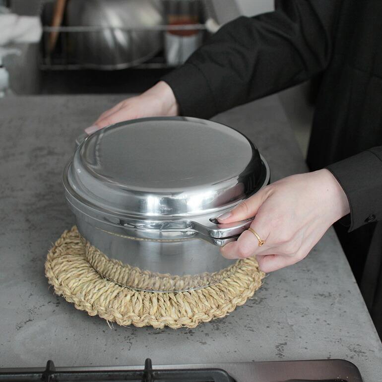 無水鍋  日本製 KING 20cm IH 直火 オーブン 無水調理 アルミ 鋳物  復刻 ロングセラー 炊く 蒸す 煮る 炒める 揚げる | 無水鍋 | 03