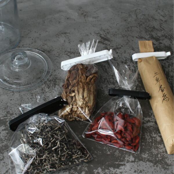 キッチンクリップ 袋止めクリップ 食品保存 冷凍 樹脂 白 黒 スウェーデン製 WeLoc ウェーロック CLIP-it S | ブランド登録なし | 02