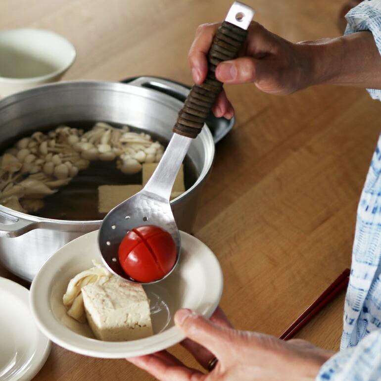 お玉 穴あき アケビ巻 アルミ製 お鍋 調理道具 槌目加工 日本製 工房アイザワ | 工房アイザワ | 04