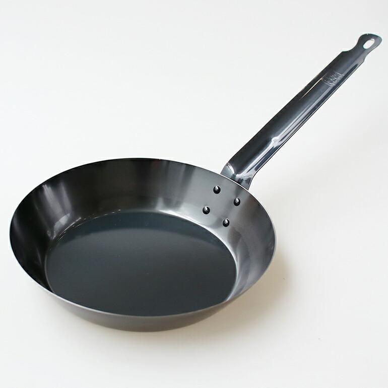 フライパン 26cm 鉄製 調理道具 日本製 ブラックピーマン 工房アイザワ | 工房アイザワ