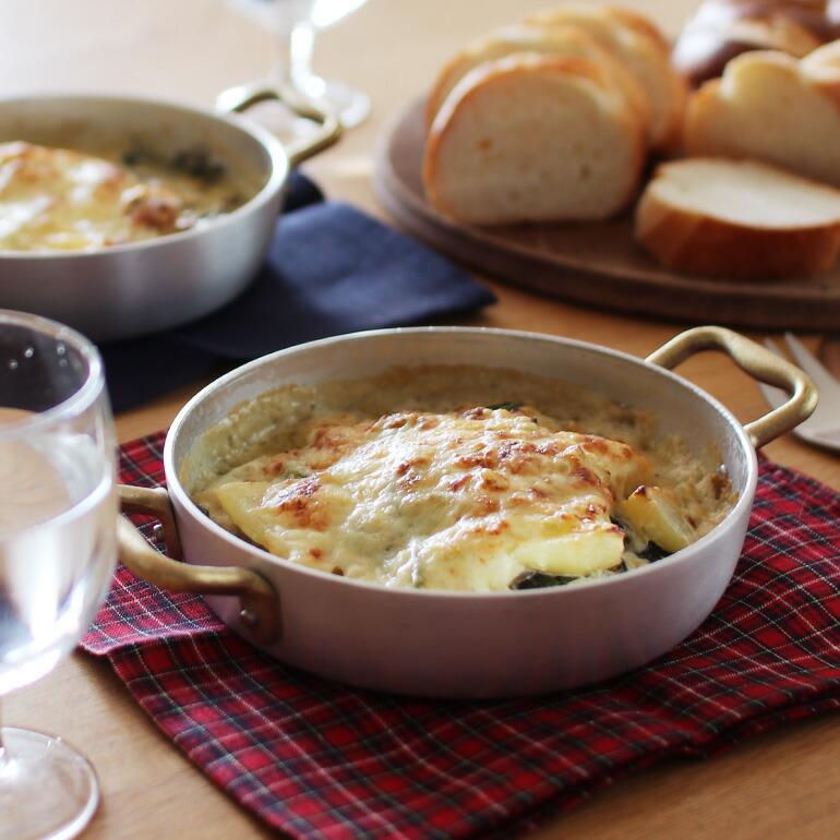 ローストパン 丸皿 深皿 直径16cm 600ml アルミ製 直火 オーブン アウトドア キャンプ イタリア オティネッティ ローストパン | ブランド登録なし