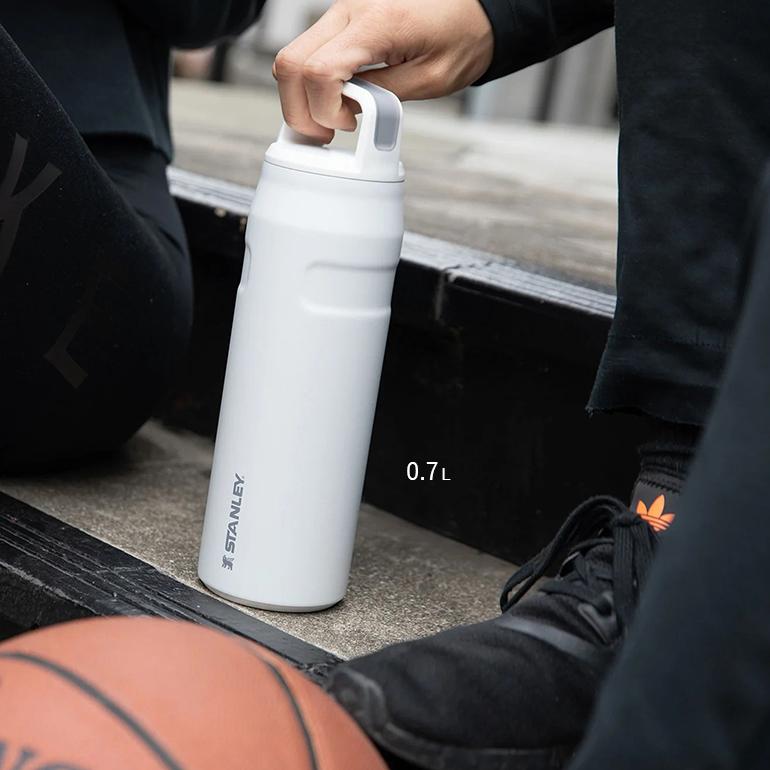 スタンレー 水筒 700ml 保冷 スリム ハンドル付き 軽量 マット おしゃれ  STANLEY エアロライト真空ボトル | STANLEY | 09