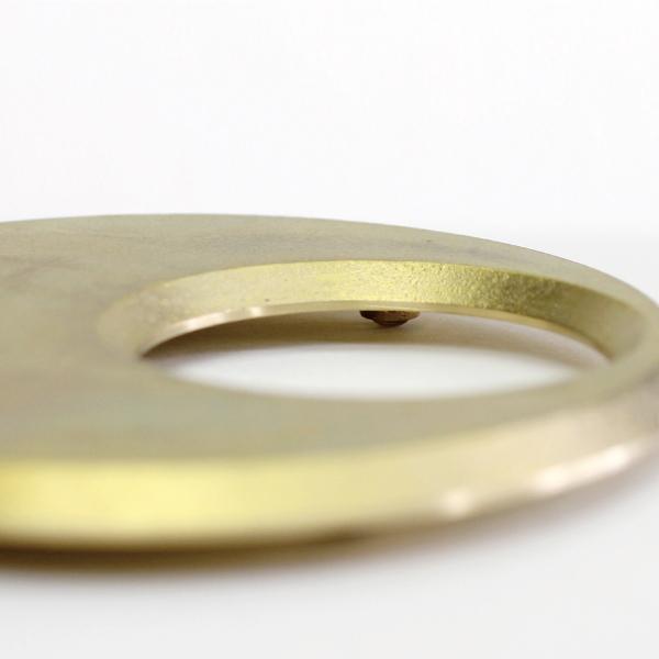 鍋敷き 月 真鍮 ポットマット 鋳物 鋳肌 二上 日本製 フタガミ FUTAGAMI | FUTAGAMI | 01