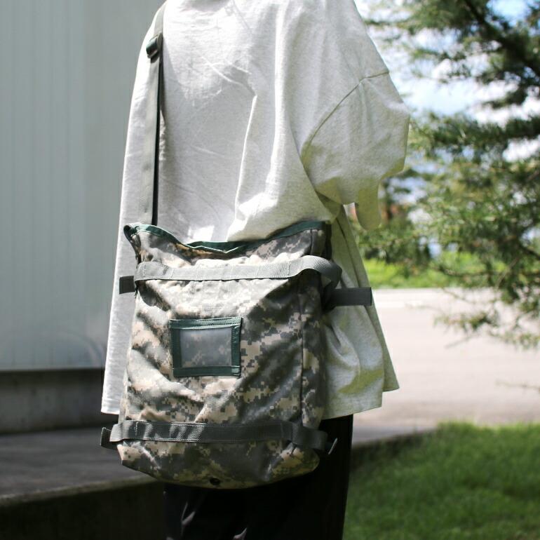 軍放出品 ミリタリー ショルダーバッグ デッドストック デジタル迷彩