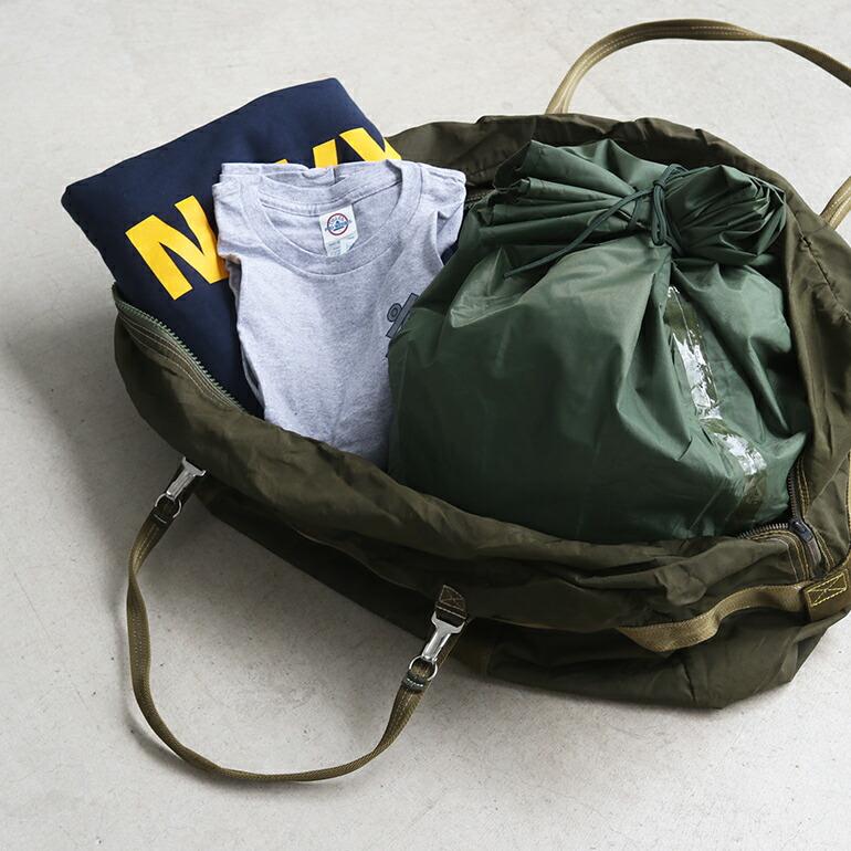ミリタリー 軍放出品 ドライバッグ インナーバッグ 米軍 アメリカ 防水 オリーブ WATERPROOF CLOTHING BAG ラバーライニング USED | ブランド登録なし | 03