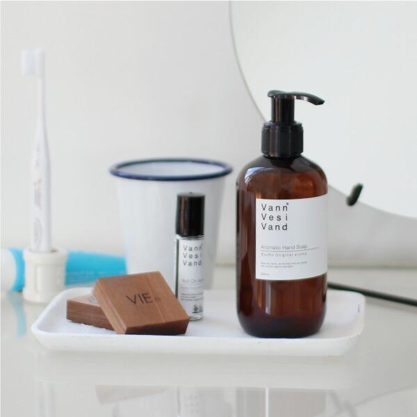 ハンドソープ 良い香り 手洗い 250ml おしゃれ 日本製 ヴァンヴェッシヴァンド SyuRo シュロ Vann Vesi Vand アロマティック ハンドソープ |  | 02