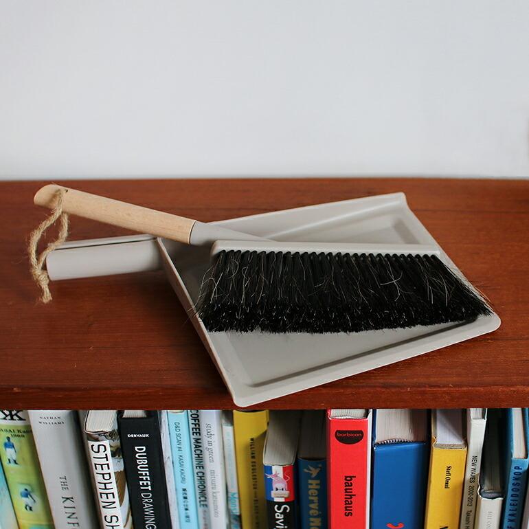 ダストパン ブラシ セット ちりとりとホウキ 馬毛 やわらかい ハンディブラシ 掃除道具 おしゃれ 北欧 スウェーデン SMART スマート DUSTPAN & BRUSH SET | smart | 02