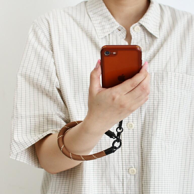 ティル トレーディングスマホハンドストラップ 2104.ティル トレーディングスマホハンドストラップ - メルカリ