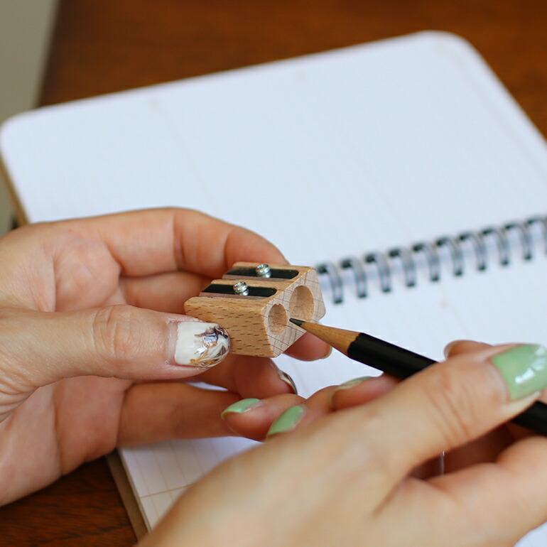 鉛筆削り ミニ 手動 2穴式 ドイツ 太軸鉛筆対応 ダックス社 ウッド