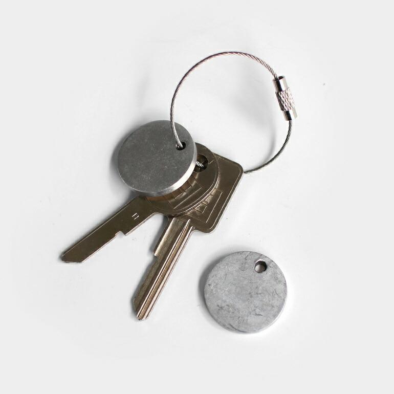 アルミタグ プレート サークル 丸 キーホルダー シルバー シンプル BUFF バフ Aluminum Tag(Circle) | ブランド登録なし