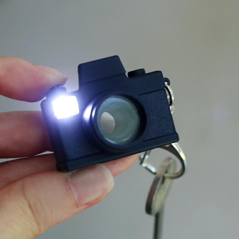 キーホルダー おしゃれ カメラ 音 光る KIKKERLAND キッカーランド Noisy Key Light "Camera" | KIKKERLAND | 02