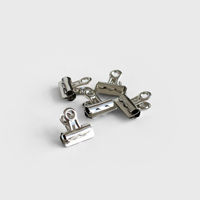 クリップ 目玉クリップ 文房具 シルバー シンプル ブルドッグクランプ Sサイズ 事務用品 食品保存 袋 | ブランド登録なし