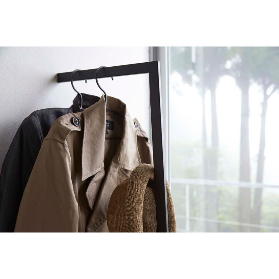 ハンガーラック 山崎実業 LINE スリム コートハンガー ポールハンガー YAMAZAKI ハンガーラック ライン ブラック |  | 03