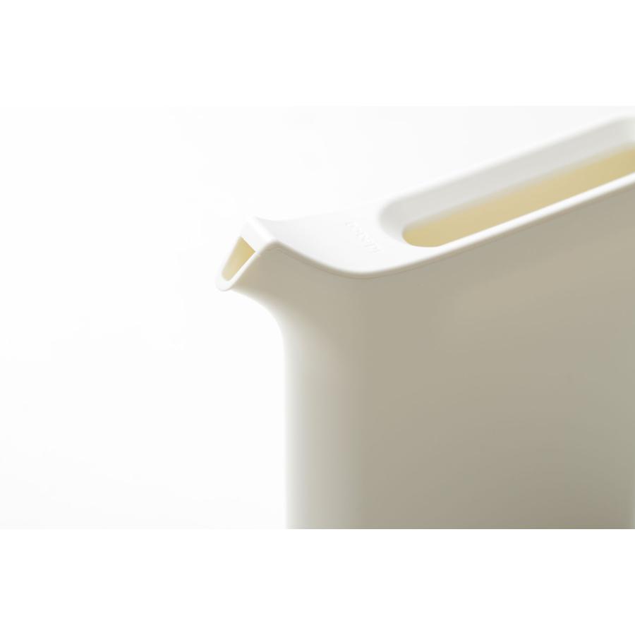 ジョーロ ideaco イデアコ Mizusashi ブック型ジョーロ ミズサシ 水やり ガーデニング 多肉植物 観葉植物 じょうろ 水差し 正規品 ホワイト |  | 03