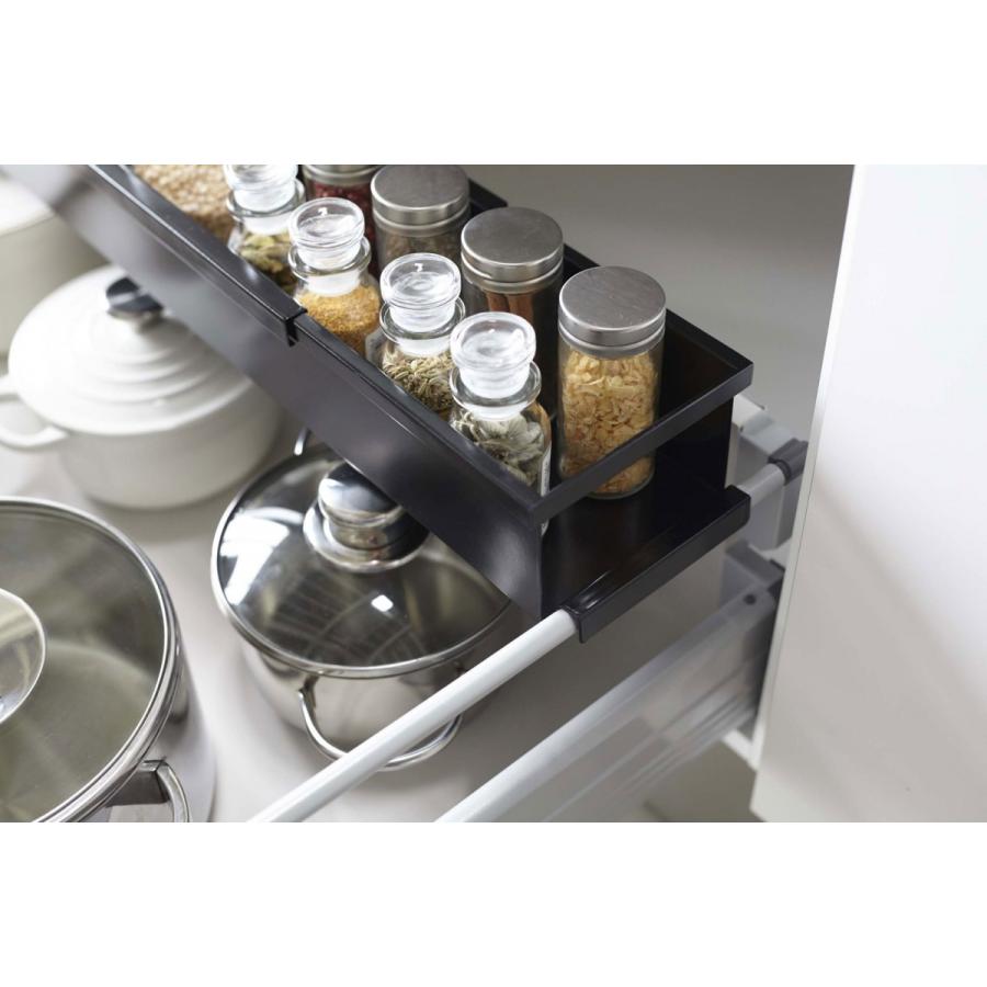 シンク下収納 山崎実業 Tower シンク下伸縮キッチンラック スリム シンク下ラック コンロ下収納 キッチン収納 調味料ラック Yamazaki タワー ブラック 美しく暮らす C D F 通販 Yahoo ショッピング