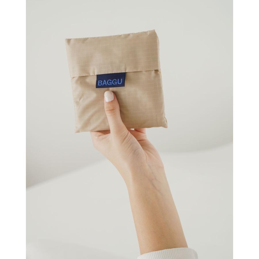 エコバッグ BAGGU 正規品 STANDARD BAGGU 無地シリーズ 定番サイズ 折りたたみ ショッピングバッグ バグゥ カーキ | BAGGU | 03