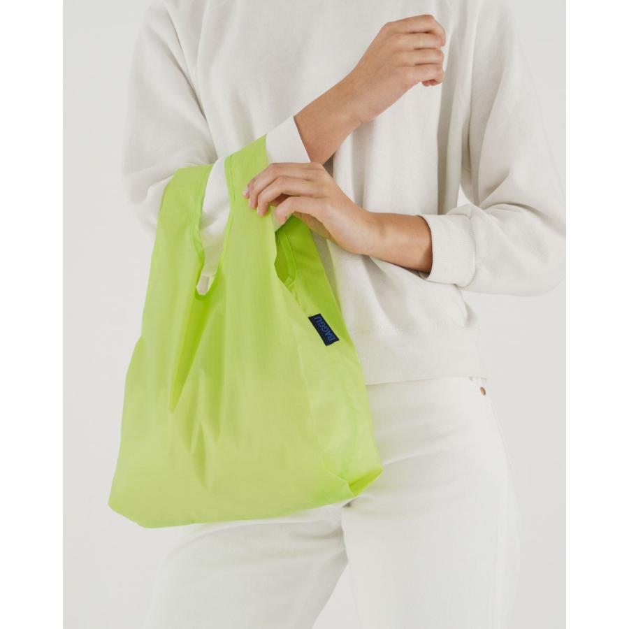 エコバッグ BAGGU 正規品 BABY BAGGU 無地 レジ袋 ポーチ付き 小さめサイズ 折りたたみ ショッピングバッグ バグゥ ライムグリーン | BAGGU | 01
