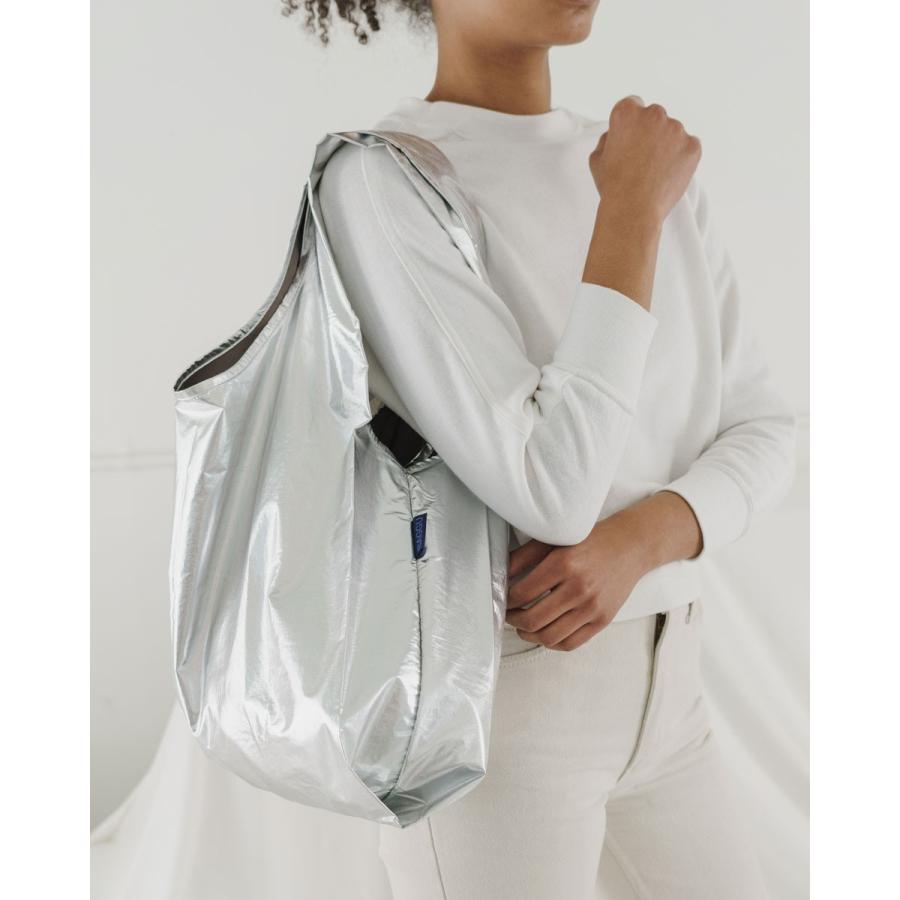 エコバッグ BAGGU 正規品 STANDARD BAGGU メタリックシリーズ 収納ポーチ レジ袋 折りたたみ ショッピングバッグ バグゥ シルバーメタリック | BAGGU | 01