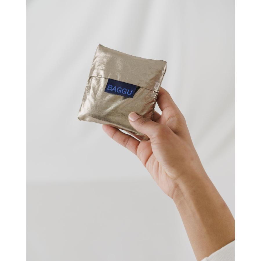 エコバッグ BAGGU 正規品 BABY BAGGU メタリックシリーズ 収納ポーチ レジ袋 折りたたみ ショッピングバッグ バグゥ ブロンズメタリック | BAGGU | 03