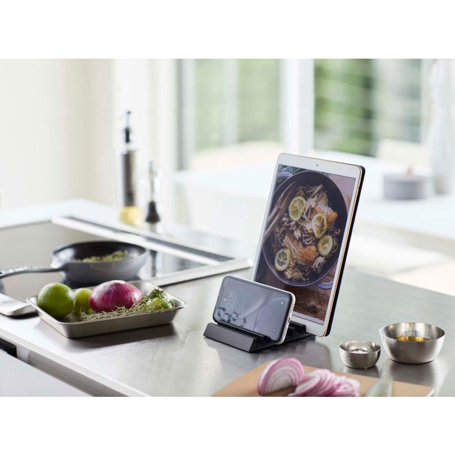 スマホ対応 山崎実業 Tower タブレットスタンド シンプル おしゃれ 白 黒 複数台 キズ防止 スマートフォン タブレットpc対応ホルダー Yamazaki ブラック 776 美しく暮らす C D F 通販 Yahoo ショッピング