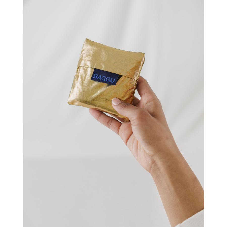 エコバッグ BAGGU 正規品 BABY BAGGU メタリックシリーズ コンパクト コンビニ 小さめサイズ 収納ポーチ バグゥ メタリック ゴールド | BAGGU | 02
