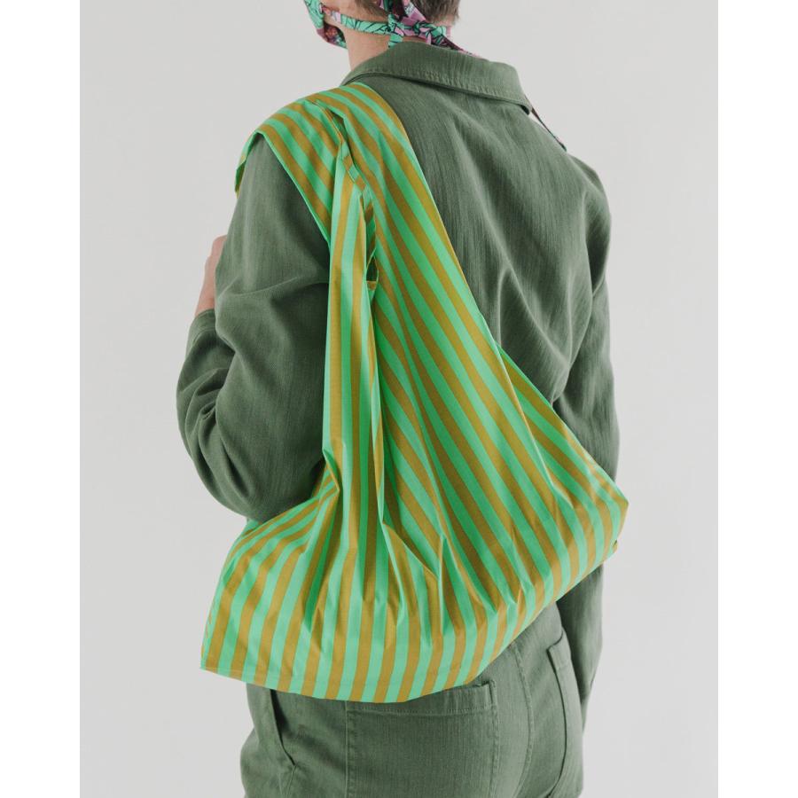 エコバッグ BAGGU 正規品 STANDARD BAGGU コンパクト マチ広 大きめサイズ 収納ポーチ 折りたたみ バグゥ ストライプ　グリーンxブロンズ | BAGGU | 02