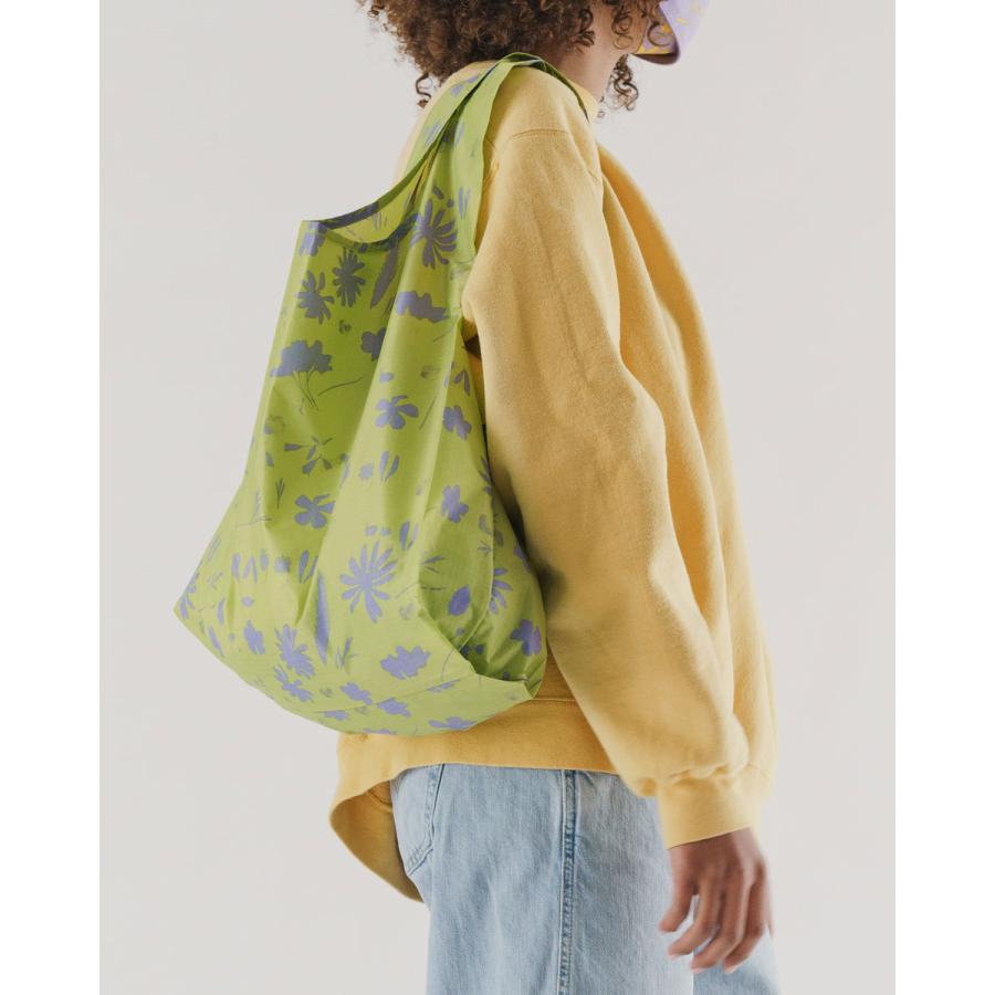 エコバッグ BAGGU 正規品 STANDARD BAGGU コンパクト マチ広 大きめサイズ 収納ポーチ 折りたたみ バグゥ サンプリントフラワー ライム | BAGGU | 02