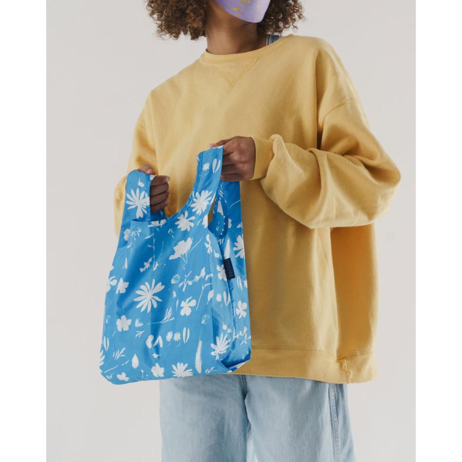 エコバッグ BAGGU 正規品 BABY BAGGU コンパクト マチ広 小さめサイズ 収納ポーチ 折りたたみ バグゥ サンプリントフラワー ブルー | BAGGU | 02