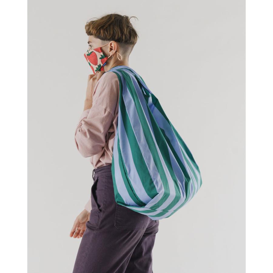 エコバッグ BAGGU 正規品 BIG BAGGU コンパクト マチ広 超大きめサイズ 収納ポーチ 折りたたみ ショッピングバッグ バグゥ ストライプ サックスxグリーン | BAGGU | 02