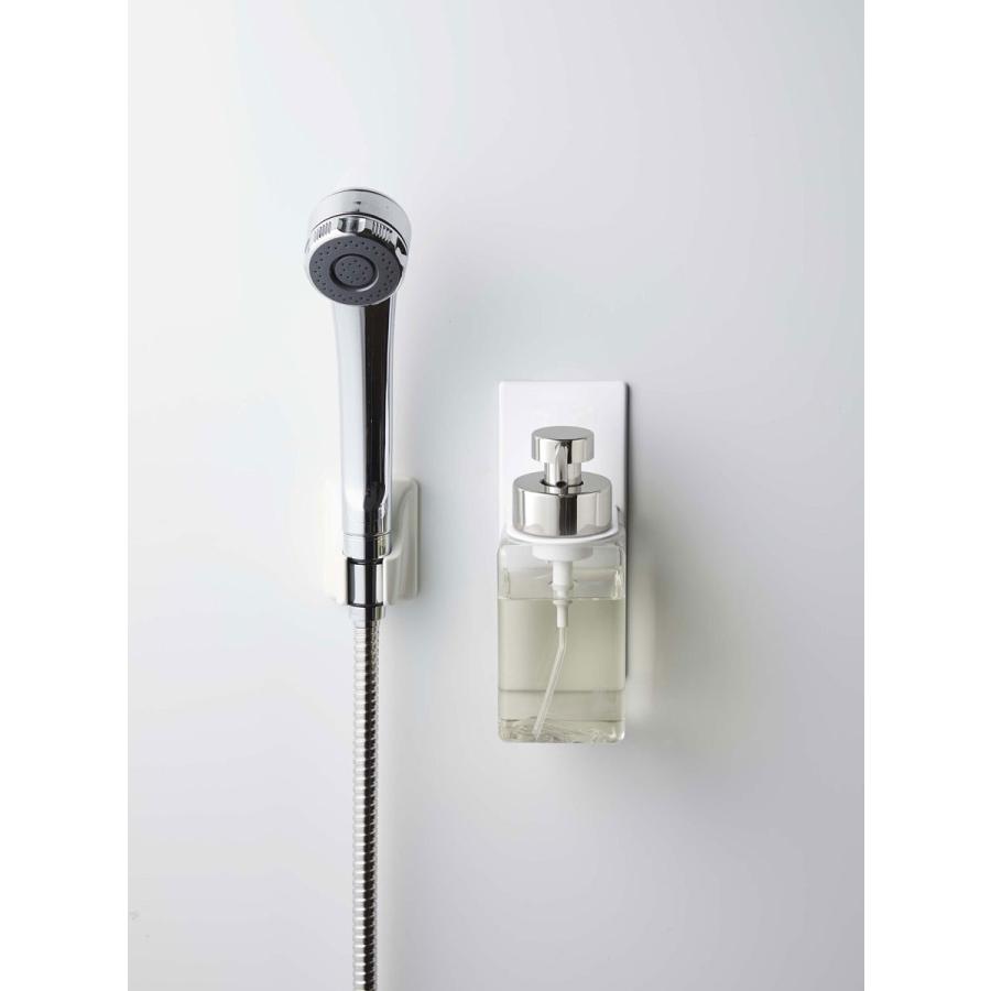 ソープディスペンサー 正規品 TOWER タワー マグネットディスペンサーホルダー 泡タイプ シンプル おしゃれ ハンドソープ 詰め替え用ボトル 山崎実業 ホワイト | tower | 02