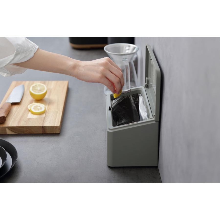 ゴミ箱 ideaco イデアコ TUBELOR flat rectangle チューブラーフラットレクタングル ミニ 小さめ おしゃれ 蓋付き フタ付き ごみ箱 グレー |  | 02