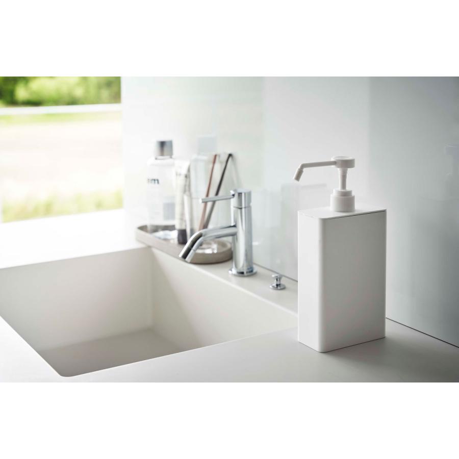 スプレーボトル 正規品 TOWER タワー アルコール除菌スプレーボトル スクエア スリム 700mL 詰め替え 容器 アルコール対応 アルコールボトル 山崎実業 ホワイト | tower | 03